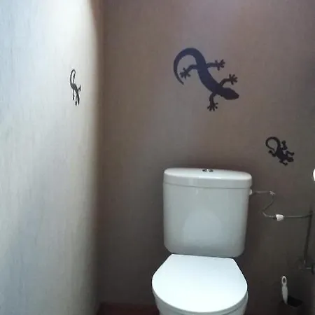 Du Vigneron Apartment *